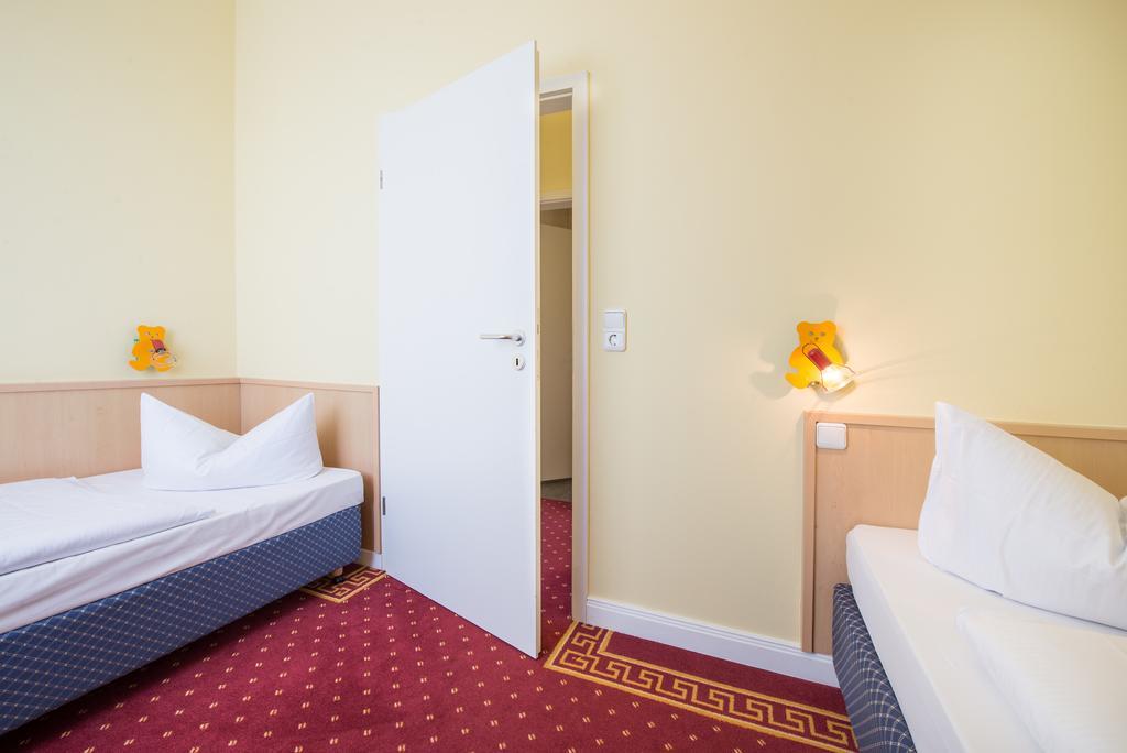 Aparthotel Kuehlungsborn, Villa Am Konzertgarten Екстериор снимка