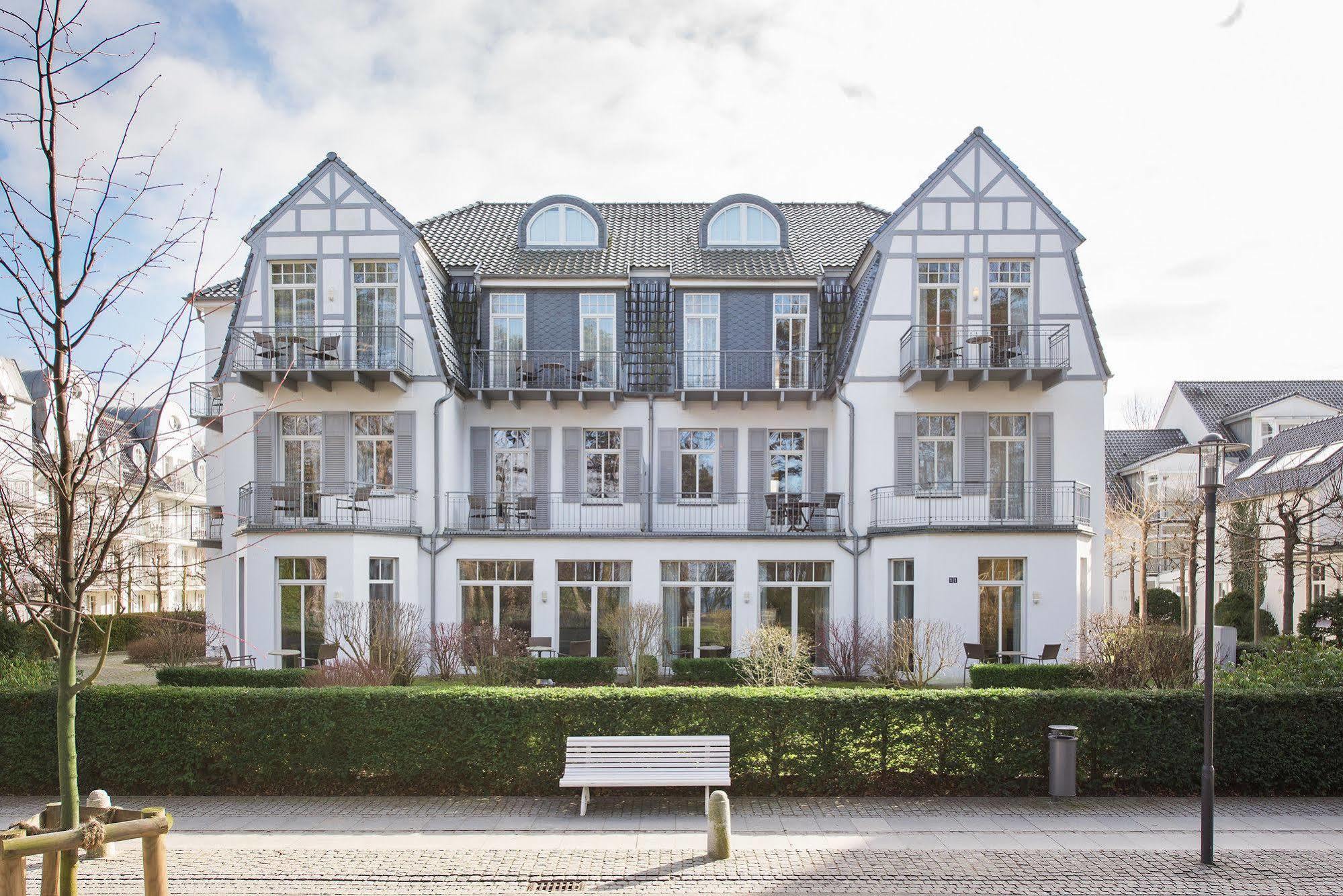 Aparthotel Kuehlungsborn, Villa Am Konzertgarten Екстериор снимка
