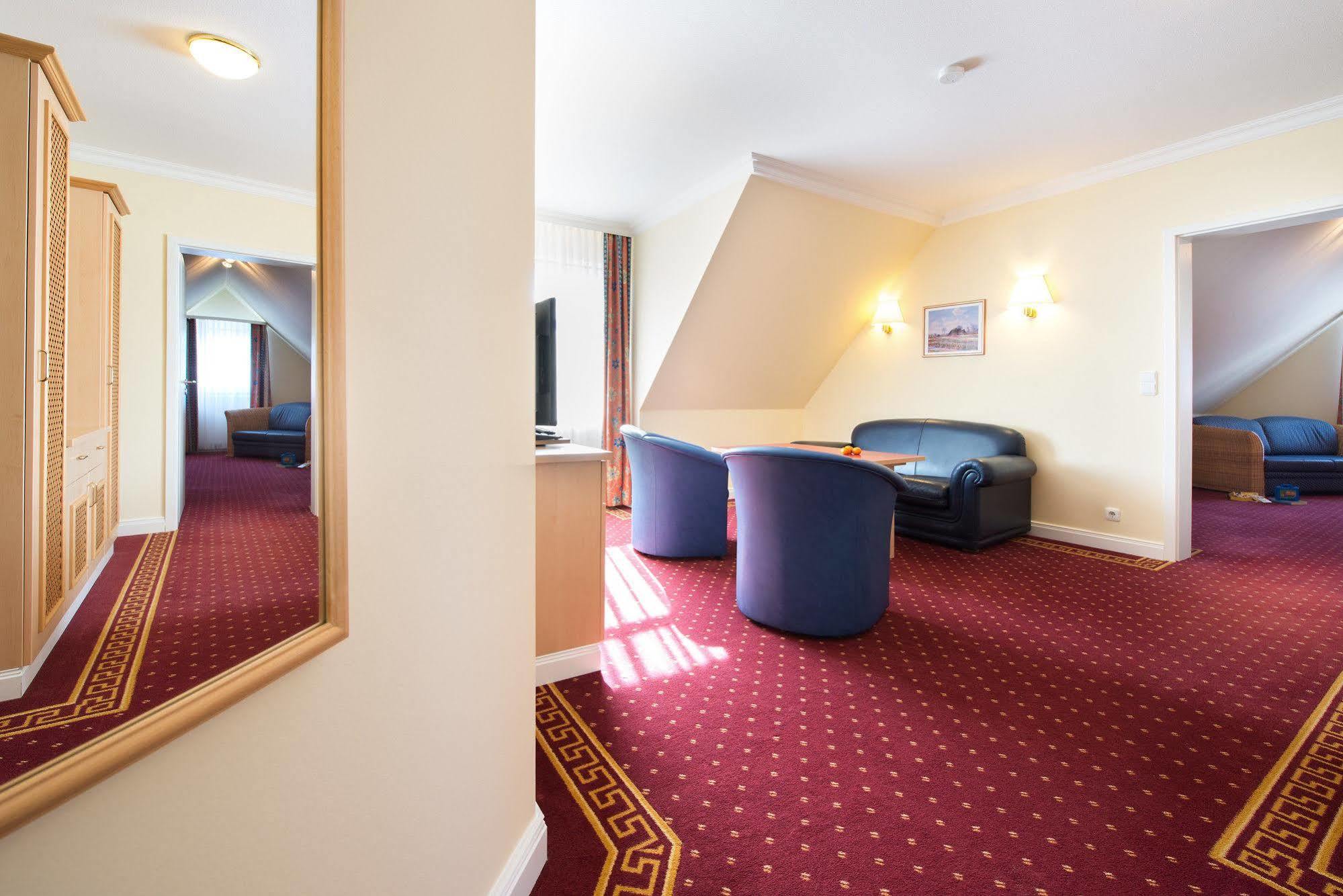 Aparthotel Kuehlungsborn, Villa Am Konzertgarten Екстериор снимка