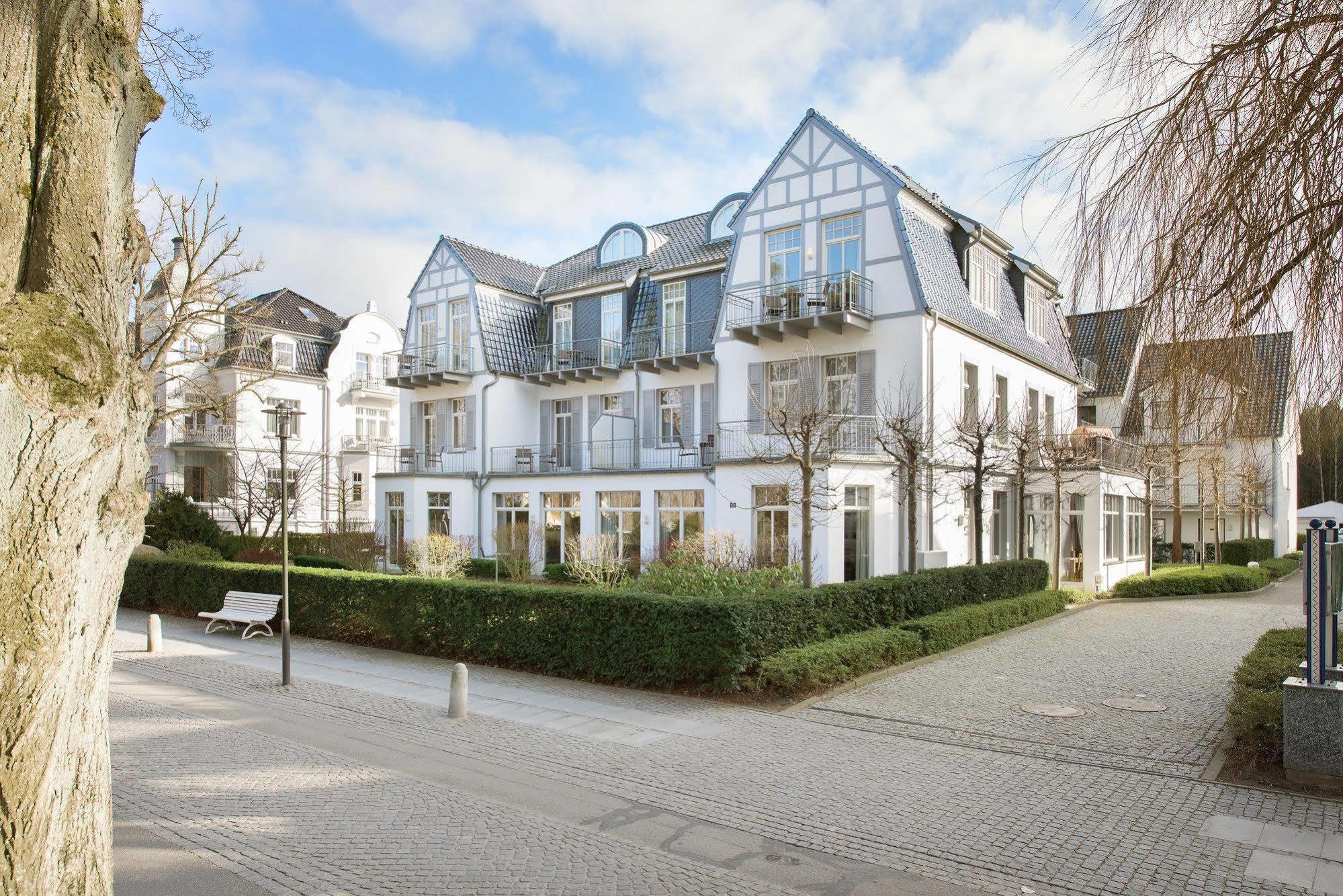 Aparthotel Kuehlungsborn, Villa Am Konzertgarten Екстериор снимка