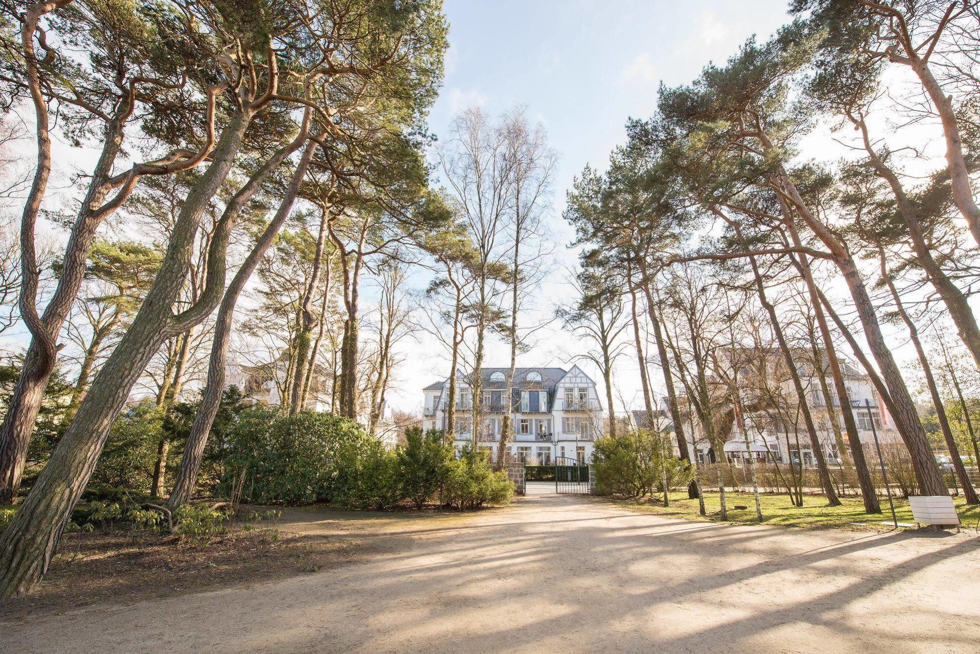 Aparthotel Kuehlungsborn, Villa Am Konzertgarten Екстериор снимка