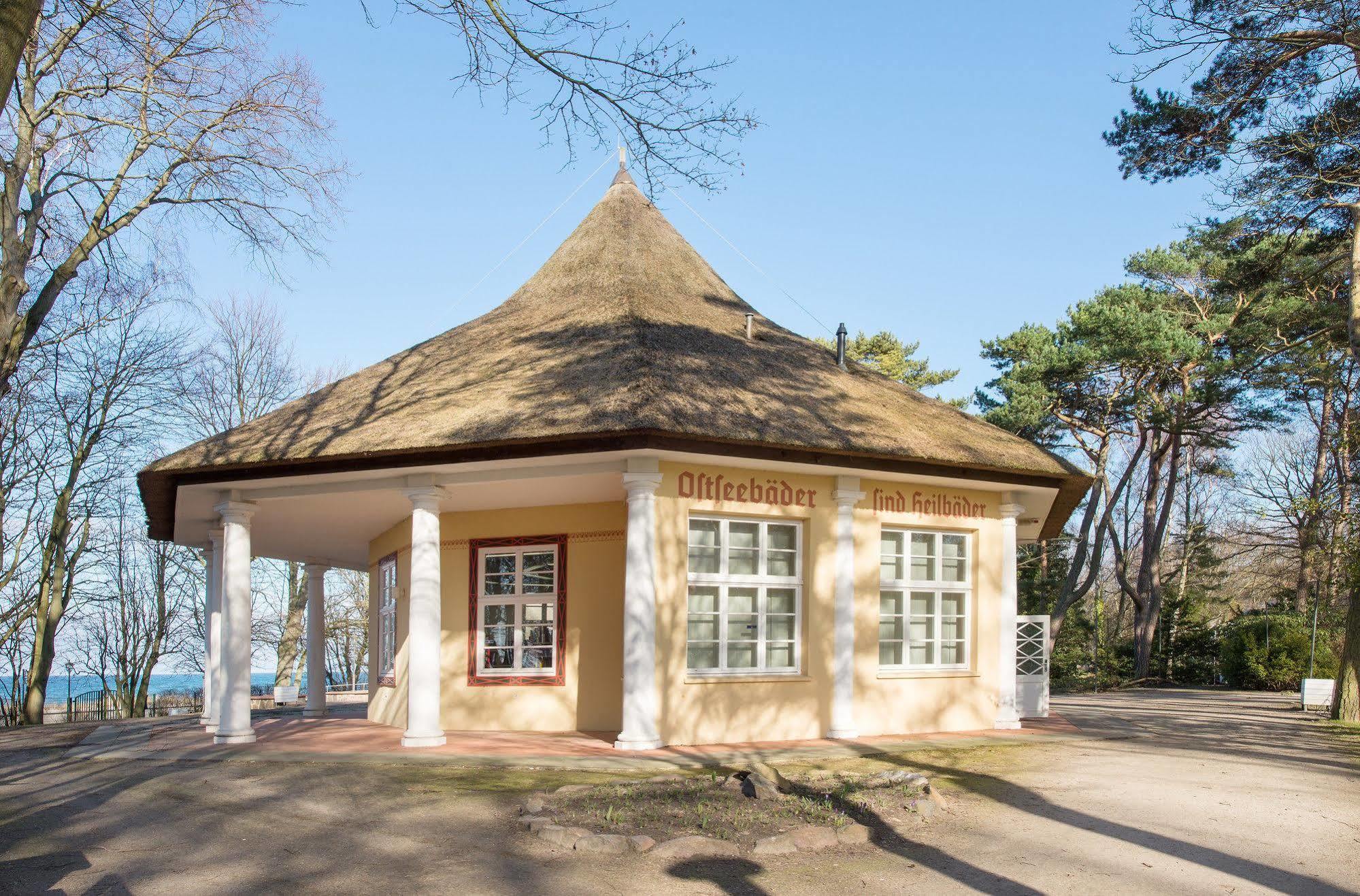 Aparthotel Kuehlungsborn, Villa Am Konzertgarten Екстериор снимка